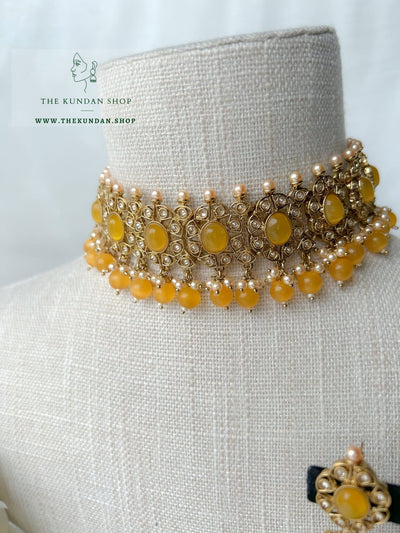 Reunite in Yellow Necklace Sets THE KUNDAN SHOP 