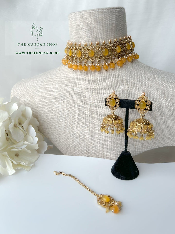 Reunite in Yellow Necklace Sets THE KUNDAN SHOP 