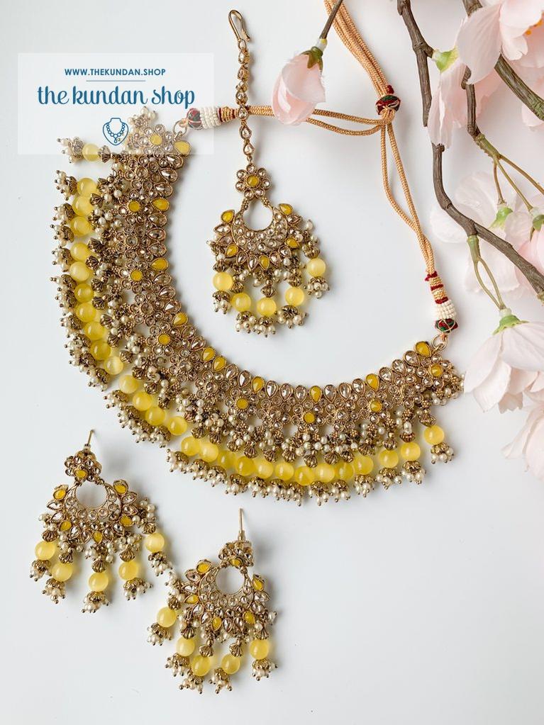 Moderate in Yellow Necklace Sets THE KUNDAN SHOP 