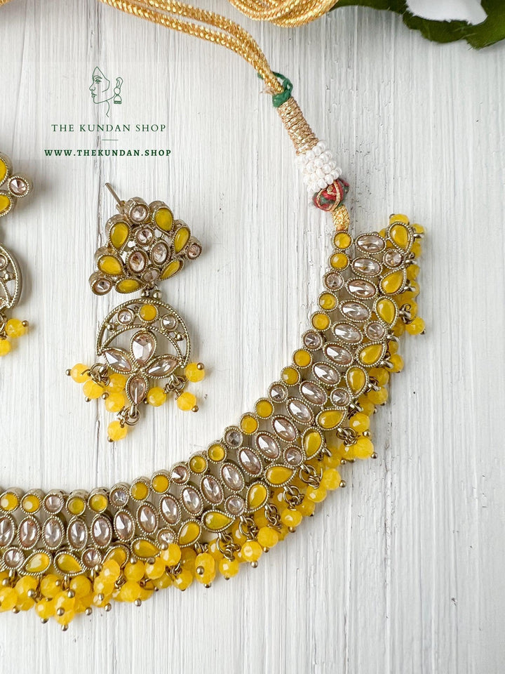 Sensitive in Yellow Necklace Sets THE KUNDAN SHOP 