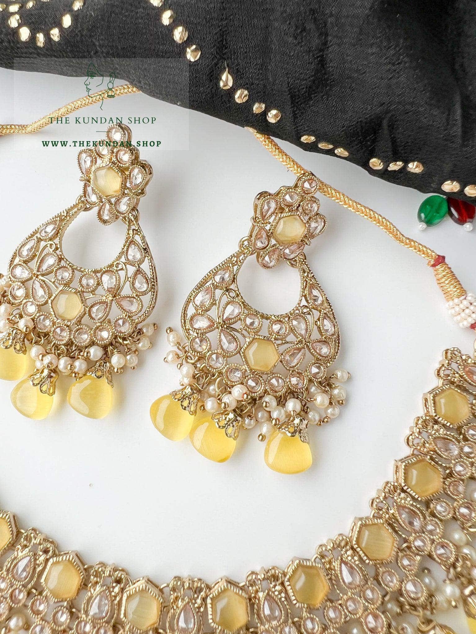 Headliner in Yellow Necklace Sets THE KUNDAN SHOP 