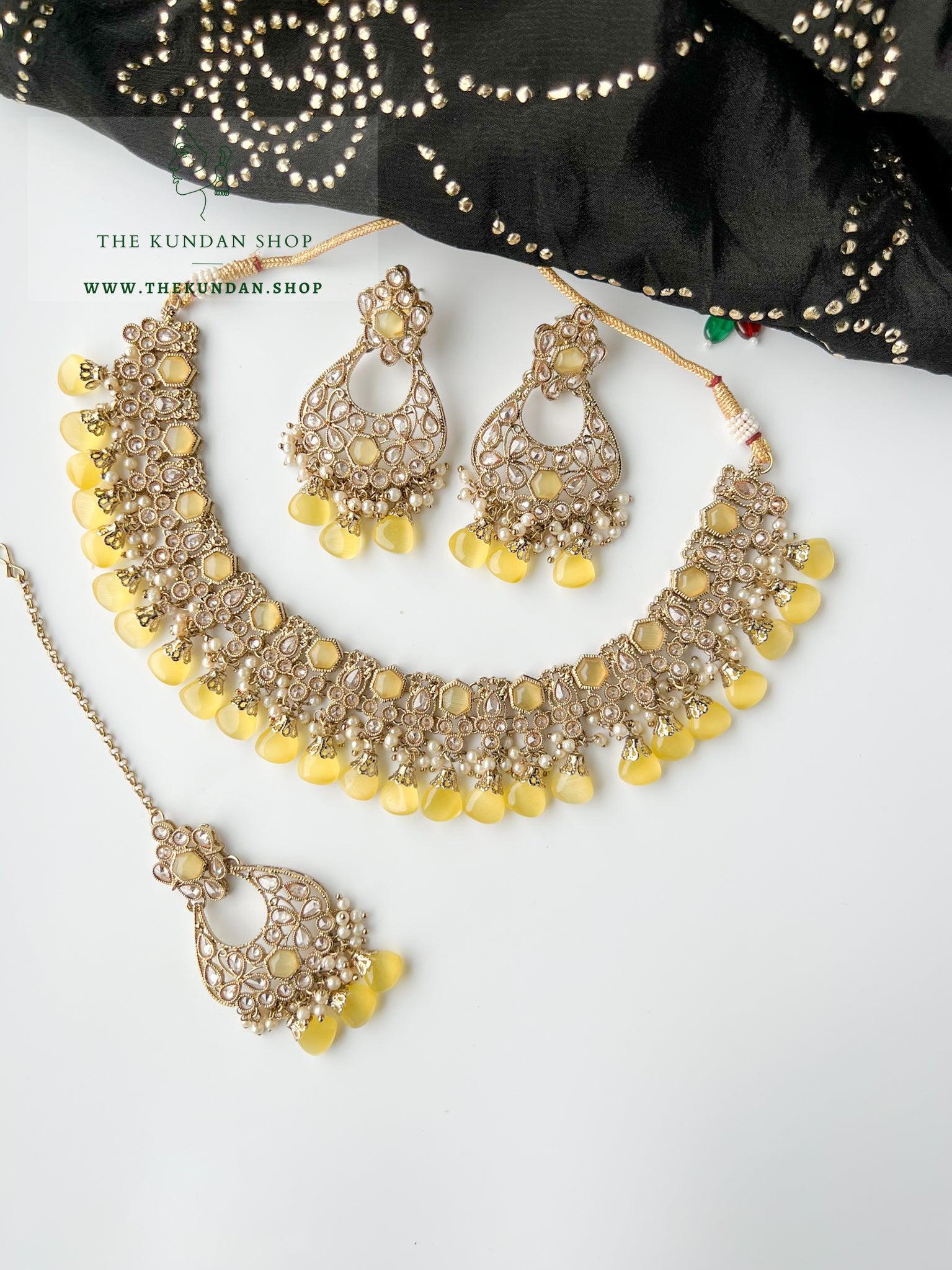 Headliner in Yellow Necklace Sets THE KUNDAN SHOP 