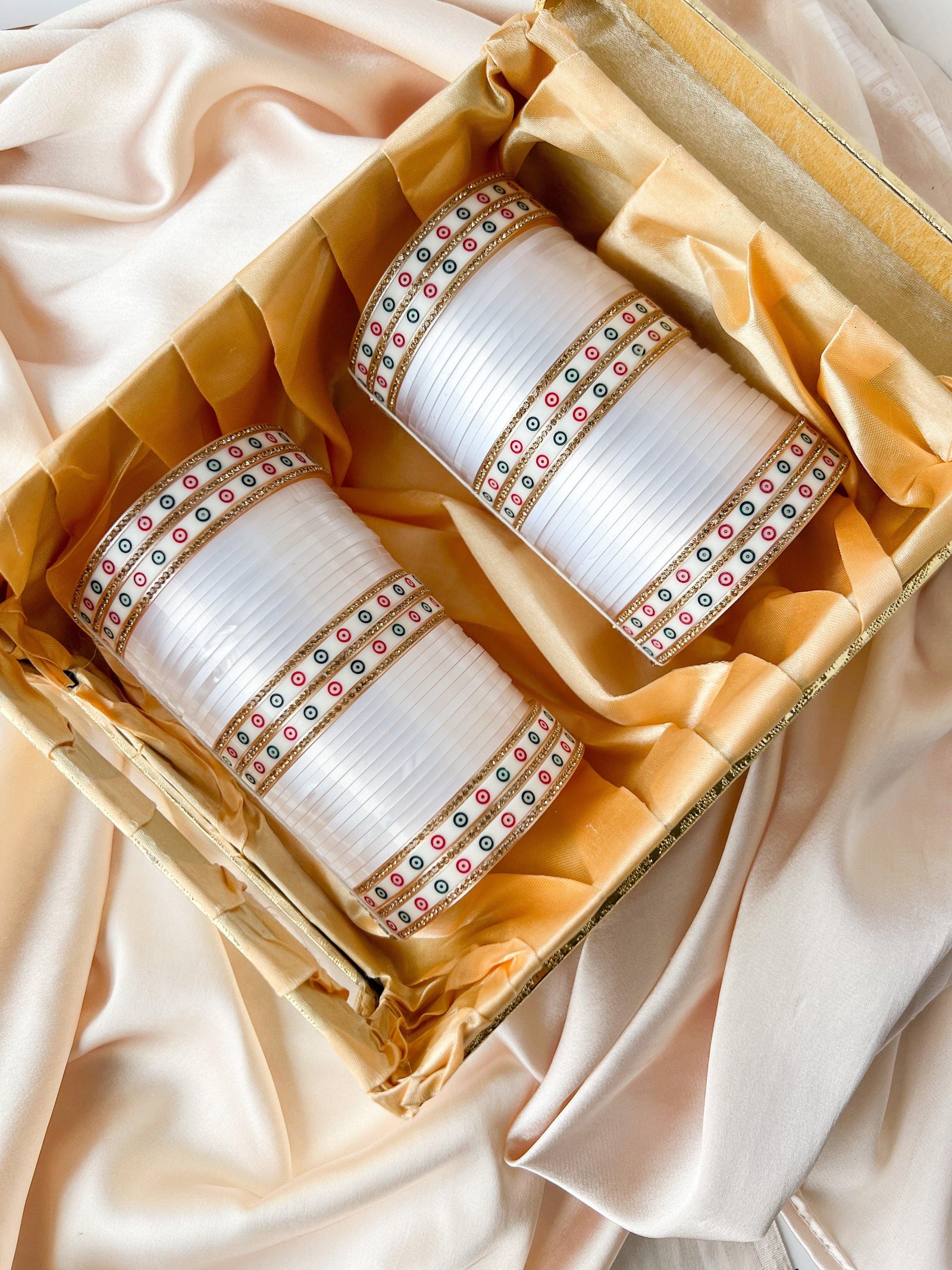 Classic Chooda in White (2 hands) Bangles THE KUNDAN SHOP 